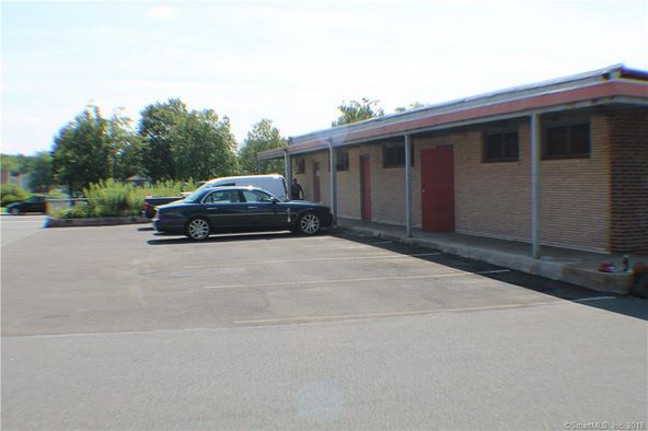 9 N Main St, Enfield, CT 06082